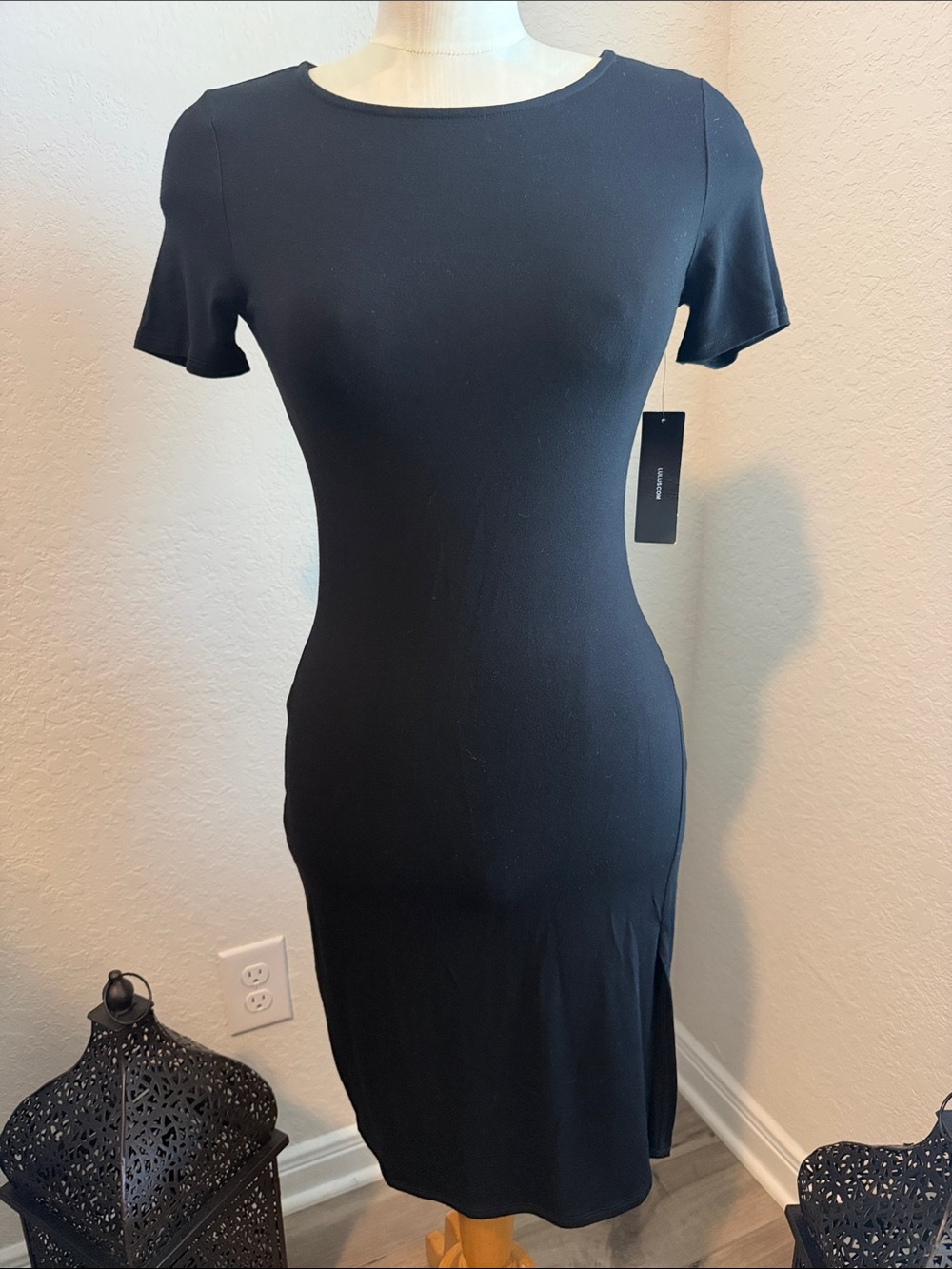 Lulu’s Black Dress